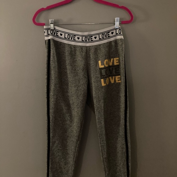 No Boundaries “Love” jersey sweats - Picture 1 of 4